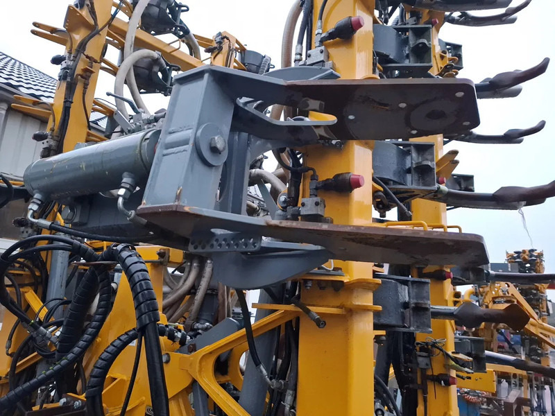 Bouwlandbemester HT8250 - Manure spreader: picture 4 Bouwlandbemester HT8250 - Manure spreader: picture 4