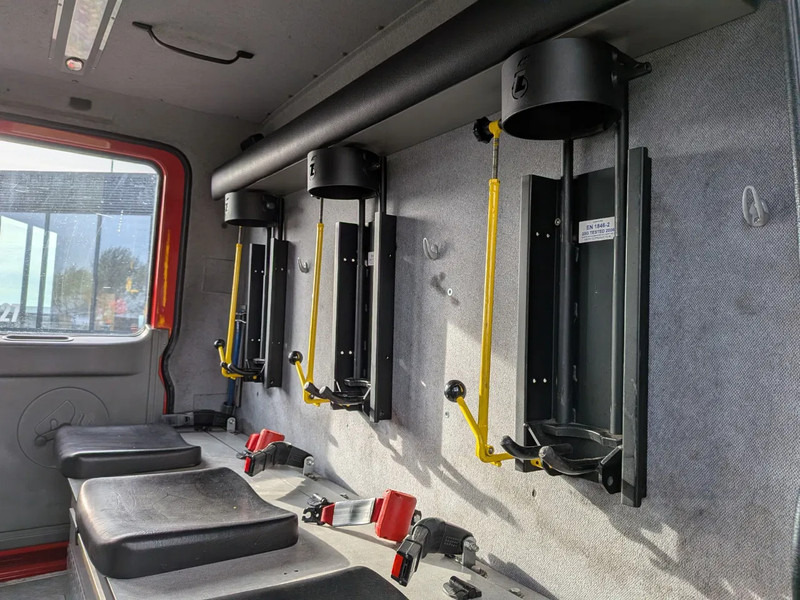 Mercedes-Benz NG 1626 V8 - Fire truck: picture 4 Mercedes-Benz NG 1626 V8 - Fire truck: picture 4