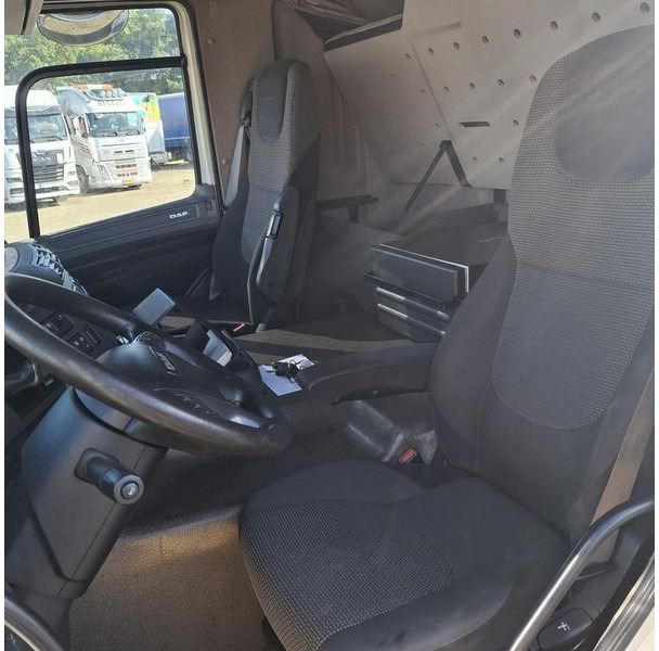 Truck DAF CF 400 FT - 2016 - Automaat | Diesel (8405): picture 8 Truck DAF CF 400 FT - 2016 - Automaat | Diesel (8405): picture 8