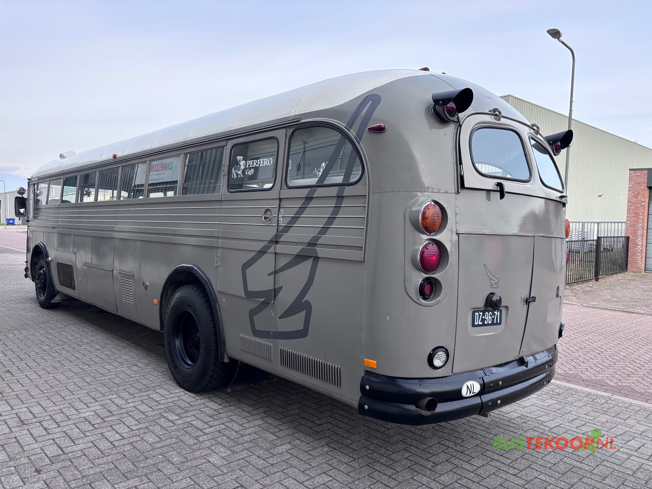 CROWN Oldtimer / Jurybus / Camper 1969 - Bus: picture 4 CROWN Oldtimer / Jurybus / Camper 1969 - Bus: picture 4