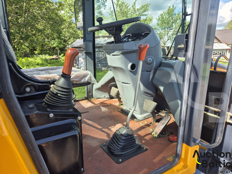 Wheel loader Attack 1610: picture 7