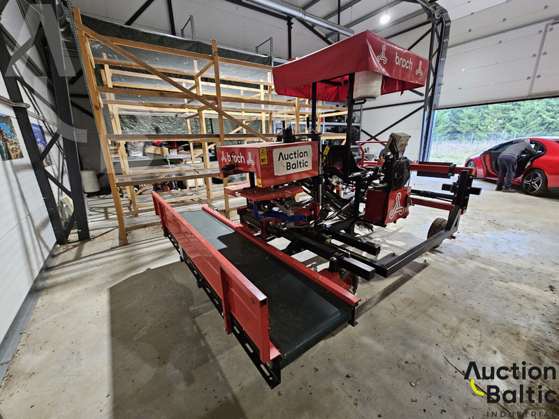 Broch ARAT-1 - Combine harvester: picture 3 Broch ARAT-1 - Combine harvester: picture 3