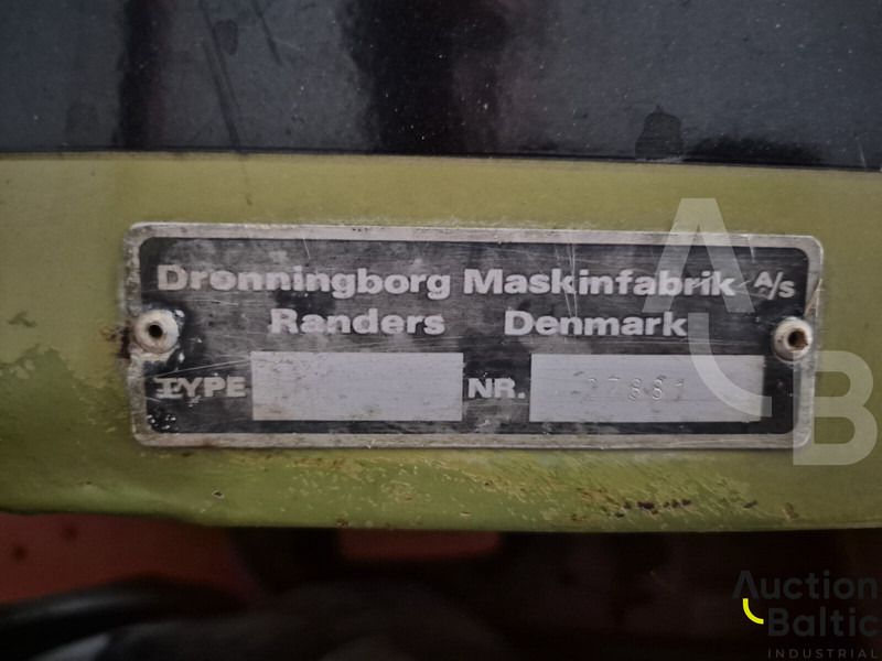 Combine harvester for transportation of food Dronningborg D1900: picture 13