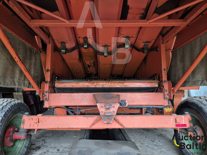 Combine harvester for transportation of food Dronningborg D1900: picture 10