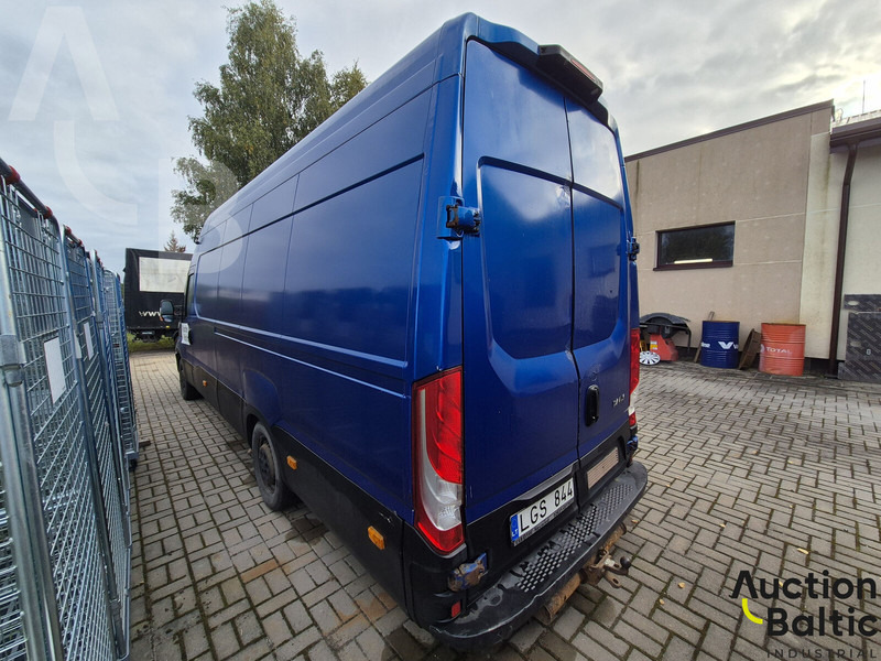 Iveco 35S17 - Panel van: picture 4 Iveco 35S17 - Panel van: picture 4