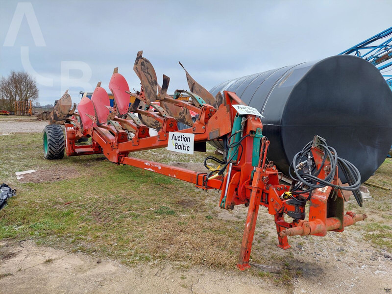 Kverneland PX 100-8 - Plow: picture 1 Kverneland PX 100-8 - Plow: picture 1