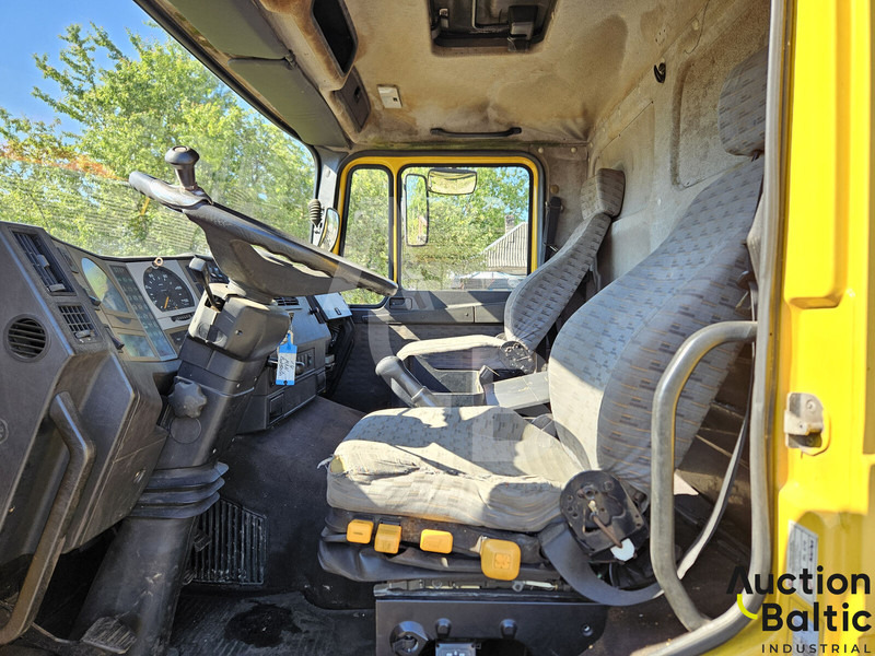 MAN M90 - Truck with aerial platform: picture 5 MAN M90 - Truck with aerial platform: picture 5