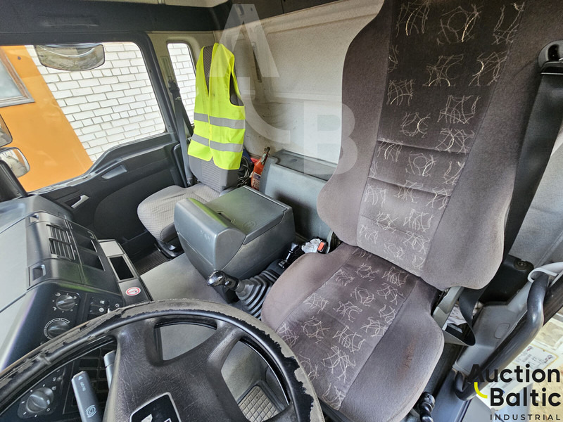 MAN TGA35.440 - Tipper: picture 5 MAN TGA35.440 - Tipper: picture 5
