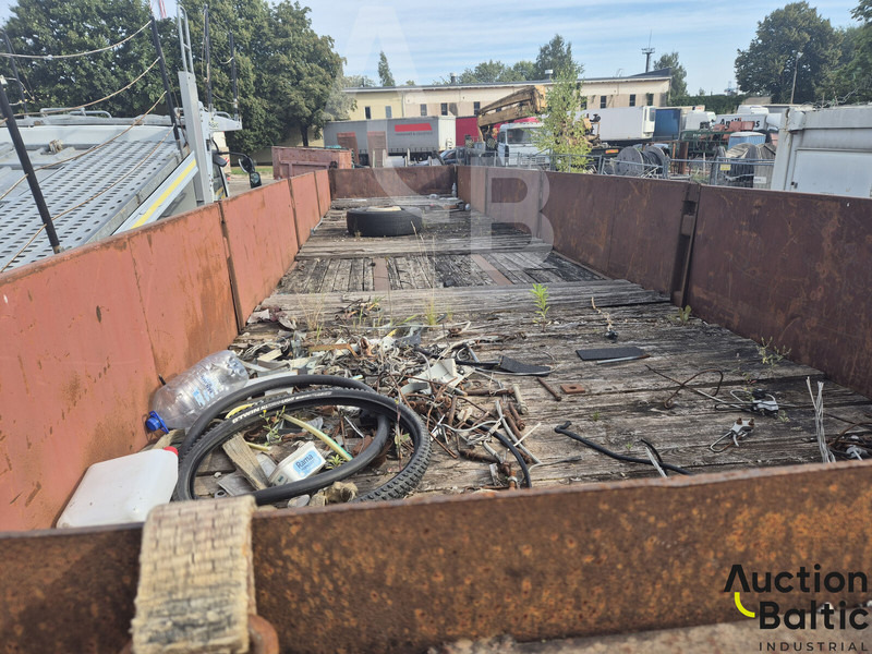 Maz 9397 - Curtainsider semi-trailer: picture 5 Maz 9397 - Curtainsider semi-trailer: picture 5