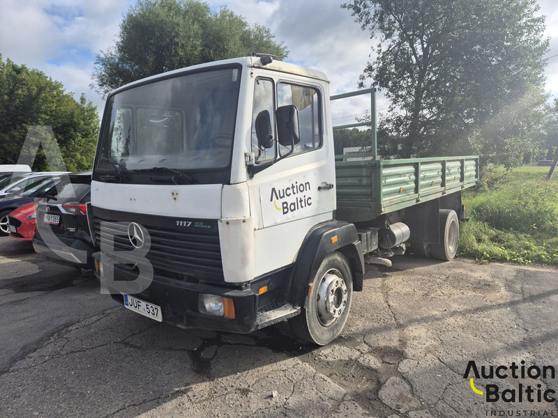 Mercedes-Benz 1117 - Dropside/ Flatbed truck: picture 1 Mercedes-Benz 1117 - Dropside/ Flatbed truck: picture 1