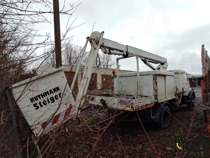 Mercedes-Benz Lako 911 - Truck with aerial platform: picture 4 Mercedes-Benz Lako 911 - Truck with aerial platform: picture 4
