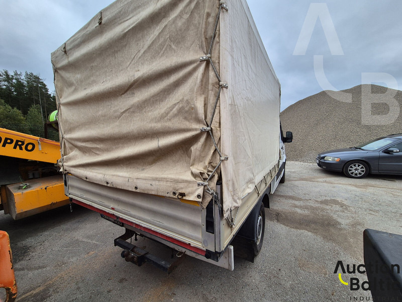 Mercedes-Benz Sprinter - Curtain side van: picture 3 Mercedes-Benz Sprinter - Curtain side van: picture 3