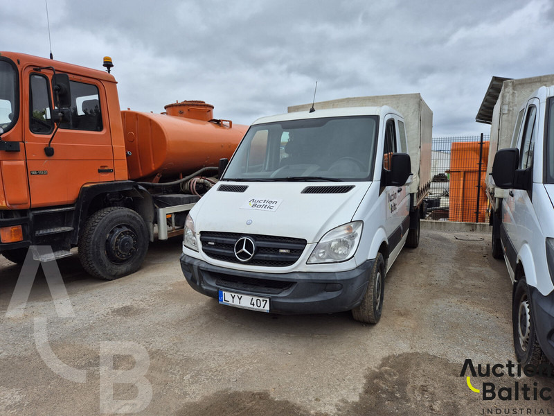 Mercedes-Benz Sprinter - Curtain side van: picture 2 Mercedes-Benz Sprinter - Curtain side van: picture 2