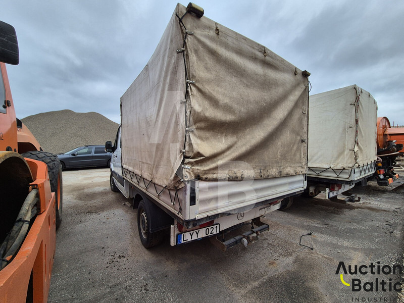 Mercedes-Benz Sprinter - Curtain side van: picture 4 Mercedes-Benz Sprinter - Curtain side van: picture 4