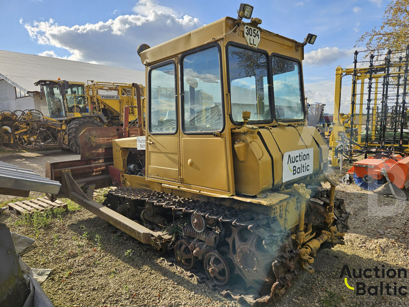 Onbekend DT-75 - Bulldozer: picture 4 Onbekend DT-75 - Bulldozer: picture 4
