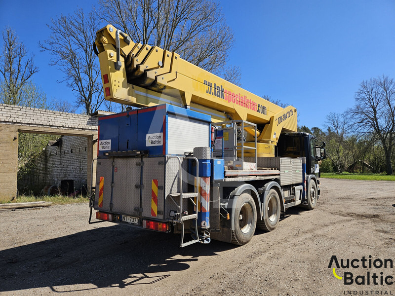 Scania P 310 - Truck with aerial platform: picture 3 Scania P 310 - Truck with aerial platform: picture 3