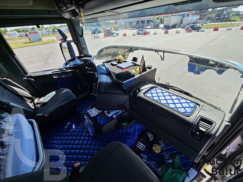 Autotransporter truck Scania R 450: picture 9