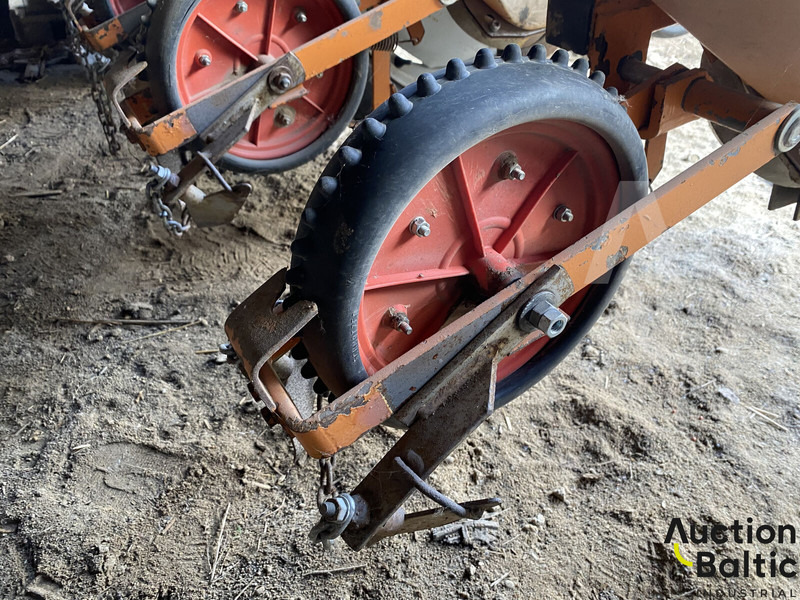 Precision sowing machine Schmotzer UD2012: picture 13 Precision sowing machine Schmotzer UD2012: picture 13