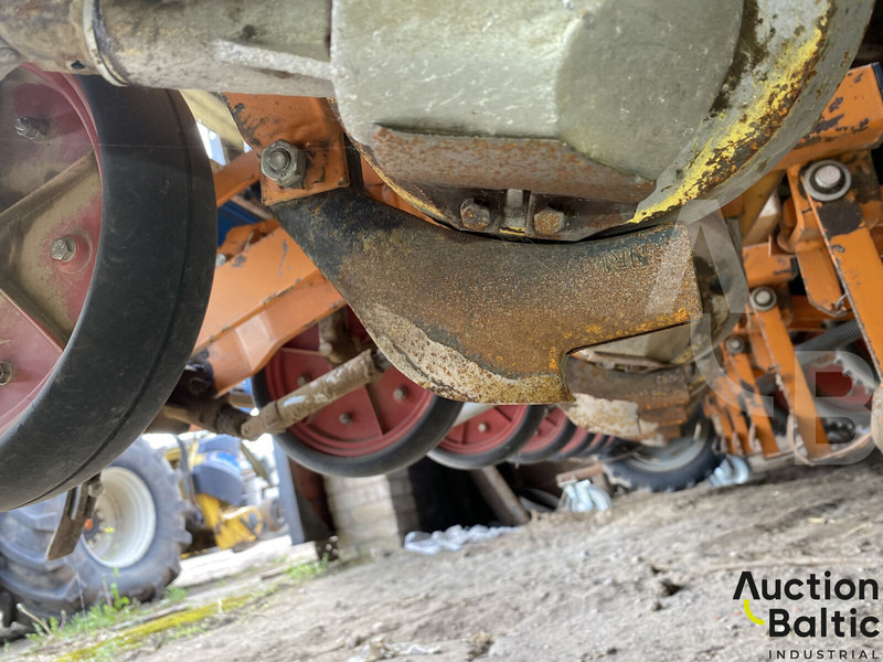 Precision sowing machine Schmotzer UD2012: picture 9 Precision sowing machine Schmotzer UD2012: picture 9