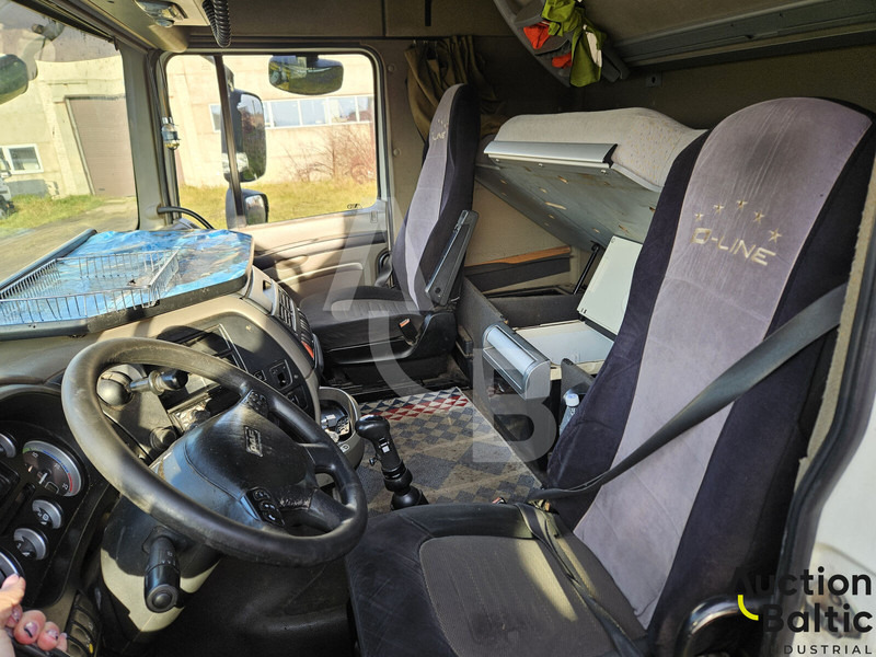 DAF FT XF105.460 - Tractor truck: picture 5 DAF FT XF105.460 - Tractor truck: picture 5