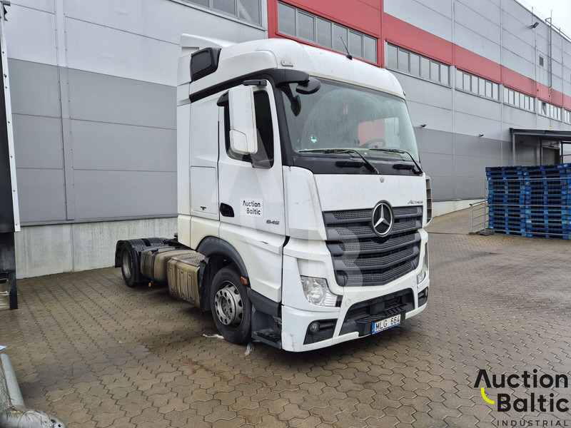 Mercedes-Benz Actros 1845 - Tractor truck: picture 2 Mercedes-Benz Actros 1845 - Tractor truck: picture 2