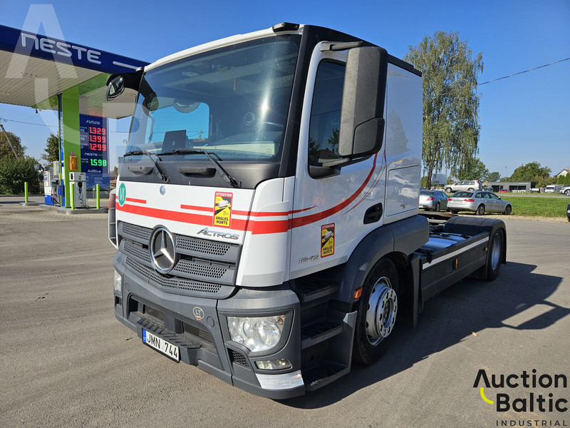 Mercedes-Benz Actros - Tractor truck: picture 1 Mercedes-Benz Actros - Tractor truck: picture 1