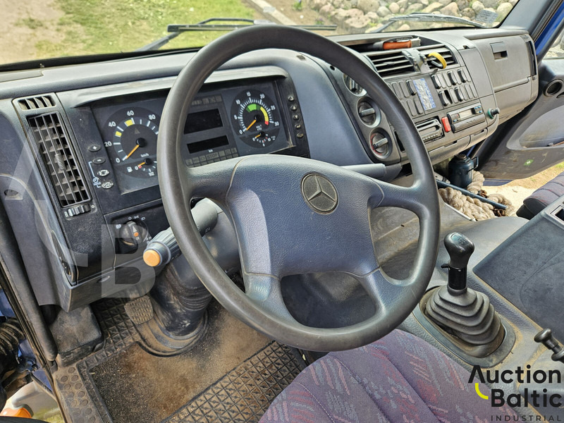 Tractor truck Mercedes-Benz Atego 1328: picture 10