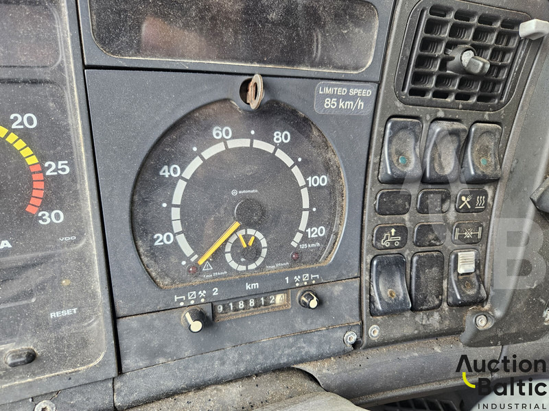 Tractor truck Scania 420: picture 9 Tractor truck Scania 420: picture 9