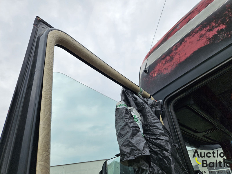 Tractor truck Scania 420: picture 13 Tractor truck Scania 420: picture 13