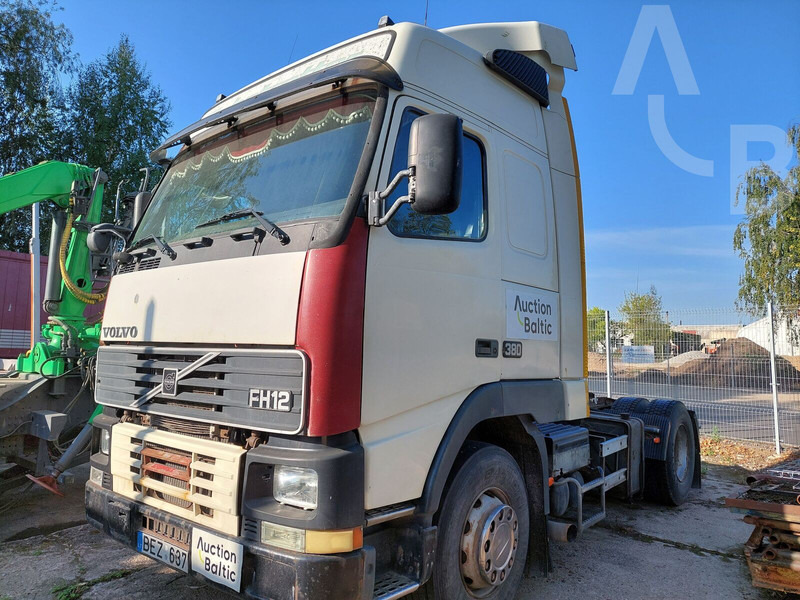 Volvo FH12 - Tractor truck: picture 1 Volvo FH12 - Tractor truck: picture 1
