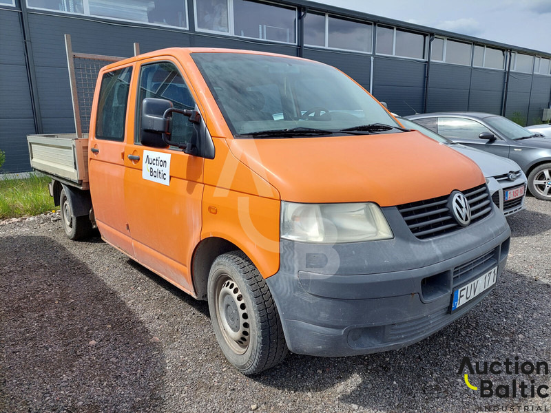 Volkswagen Transporter - Open body delivery van, Combi van: picture 2 Volkswagen Transporter - Open body delivery van, Combi van: picture 2