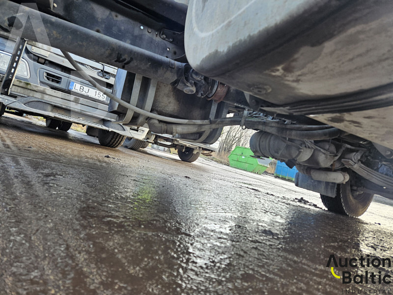 Hook lift truck, Crane truck Volvo FE320: picture 19