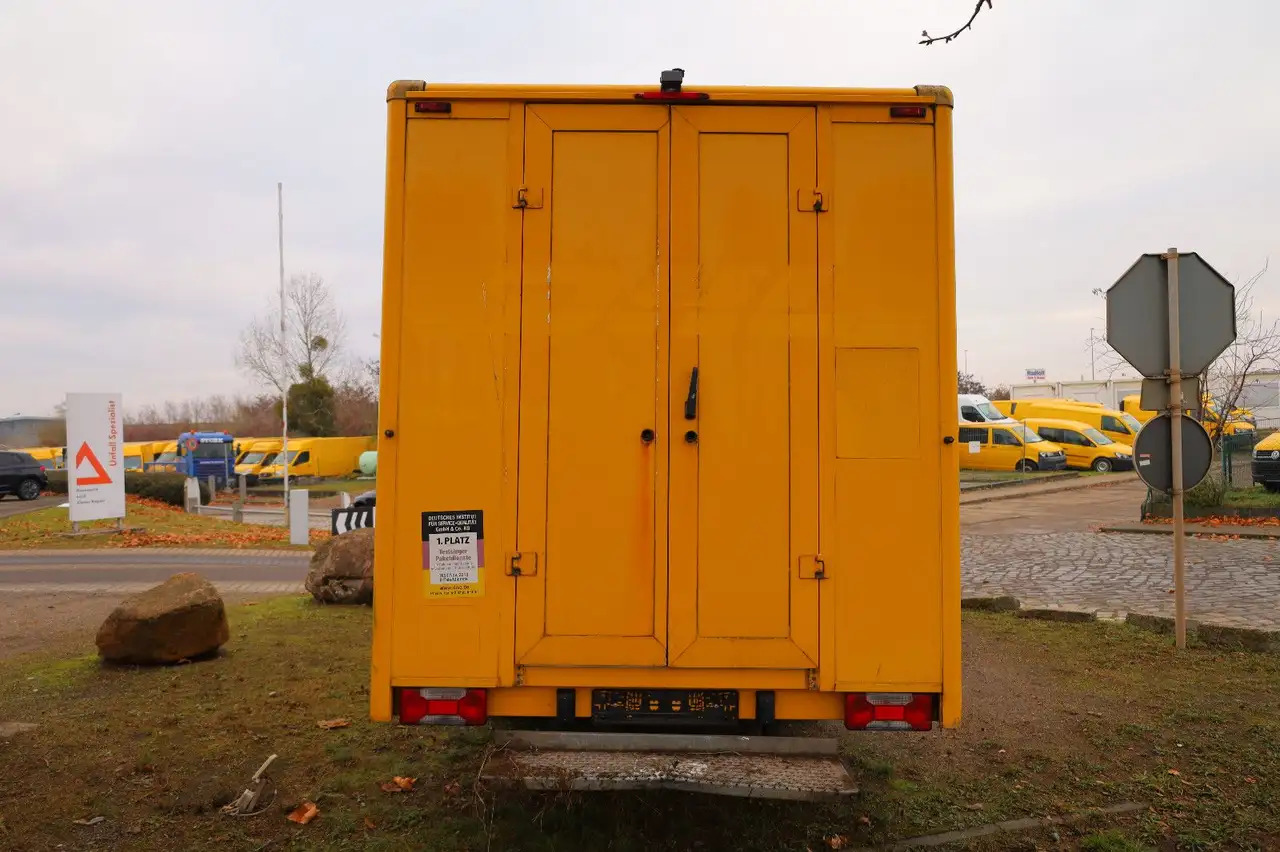 Iveco Daily/ Regalsystem/Luftfeder/1. Hand - Closed box van: picture 5 Iveco Daily/ Regalsystem/Luftfeder/1. Hand - Closed box van: picture 5