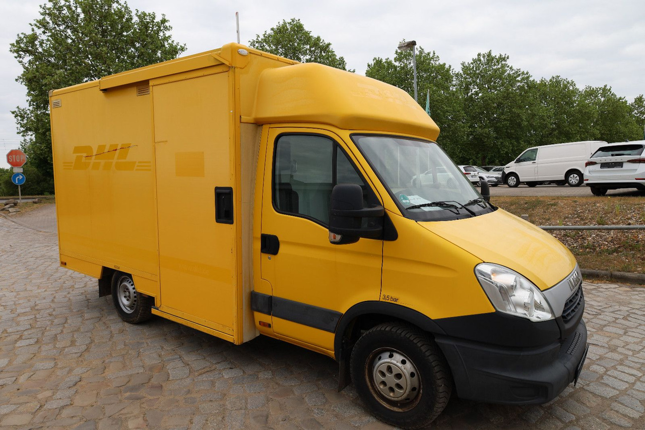 Iveco Daily/ Regalsystem/Luftfeder/KURZ - Closed box van: picture 2 Iveco Daily/ Regalsystem/Luftfeder/KURZ - Closed box van: picture 2