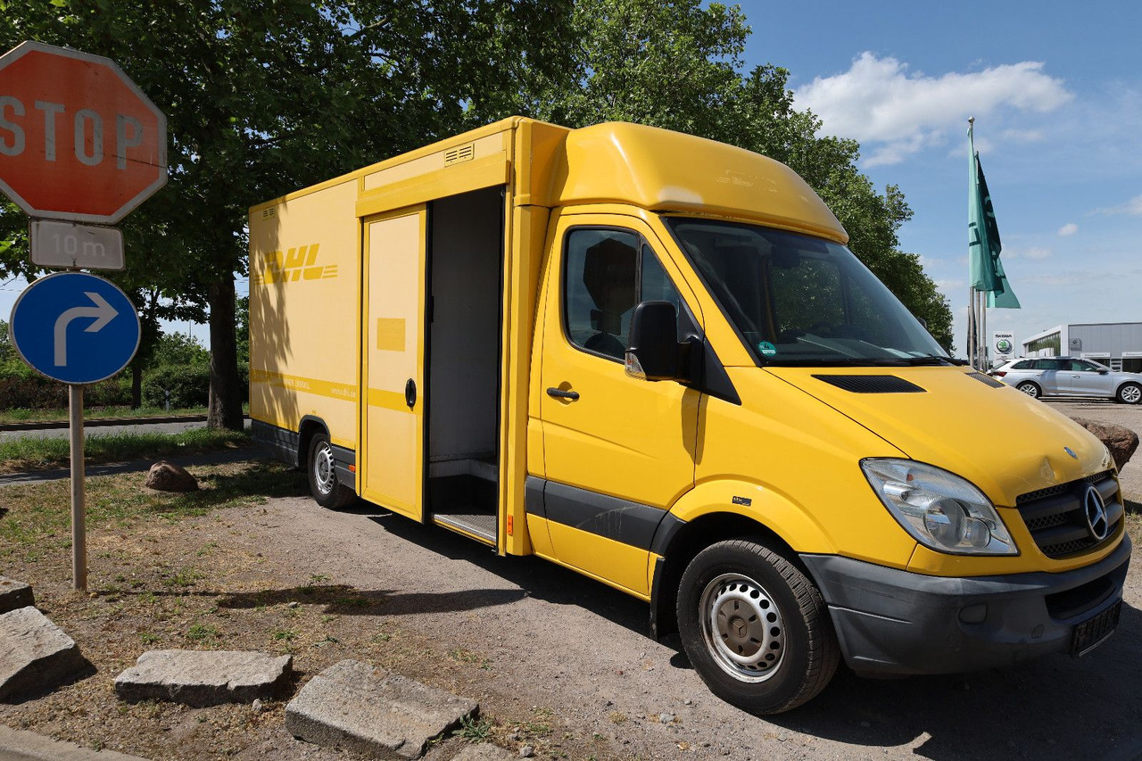Mercedes-Benz Sprinter II Pritsche/ Koffer/Regalsystem - Closed box van: picture 5 Mercedes-Benz Sprinter II Pritsche/ Koffer/Regalsystem - Closed box van: picture 5