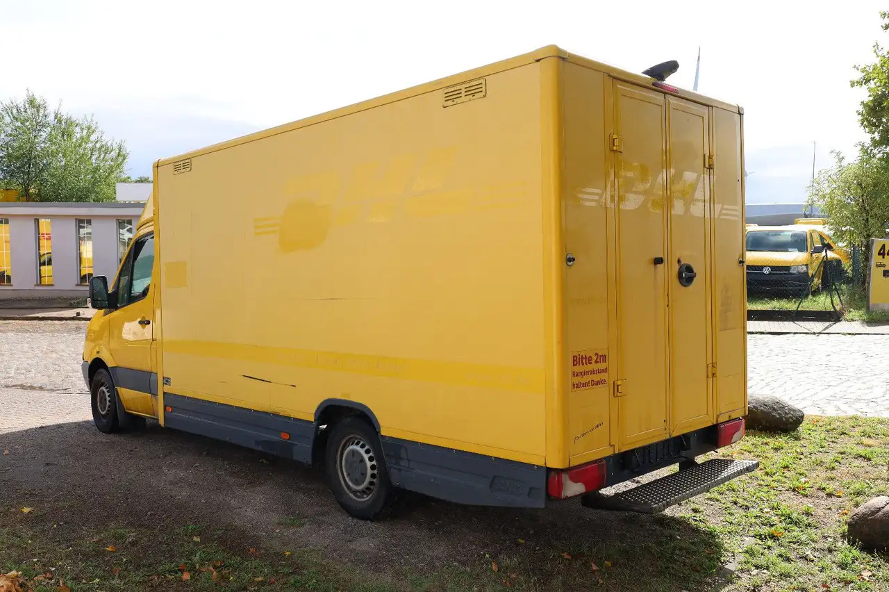 Mercedes-Benz Sprinter II Pritsche/ Koffer/Regalsystem - Closed box van: picture 4 Mercedes-Benz Sprinter II Pritsche/ Koffer/Regalsystem - Closed box van: picture 4