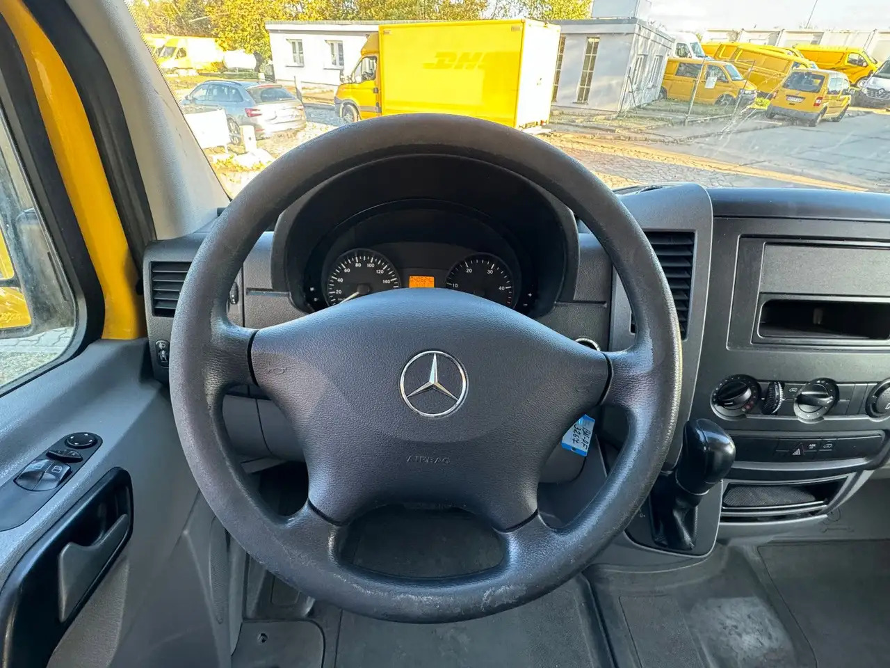 Closed box van Mercedes-Benz Sprinter/Koffer/Regalsystem/ EU5/ 1. Hand: picture 9