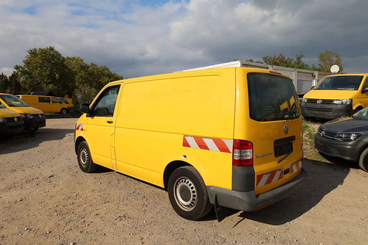 Volkswagen T5 Transporter/ 2.0 TDI/EU5/Werkstattfahrzeug - Panel van, Utility/ Special vehicle: picture 5 Volkswagen T5 Transporter/ 2.0 TDI/EU5/Werkstattfahrzeug - Panel van, Utility/ Special vehicle: picture 5