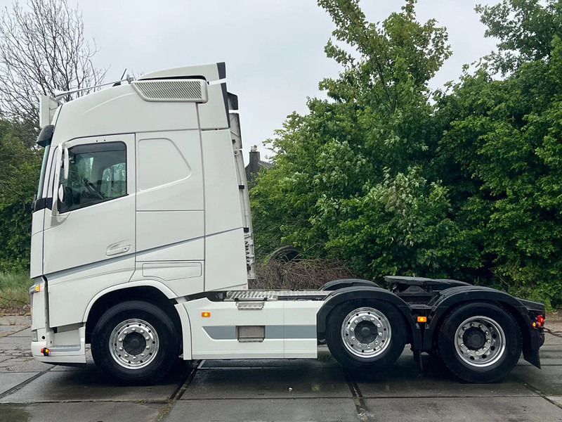 Volvo FH 500 STEERING AXLE***LIFT AXLE***FH500 6x2*** - Tractor truck: picture 3 Volvo FH 500 STEERING AXLE***LIFT AXLE***FH500 6x2*** - Tractor truck: picture 3