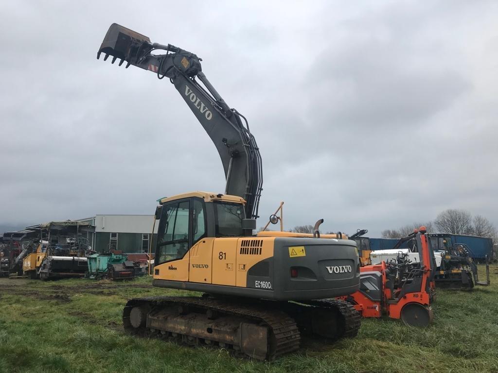 Crawler excavator Volvo EC 160 CL well: picture 32