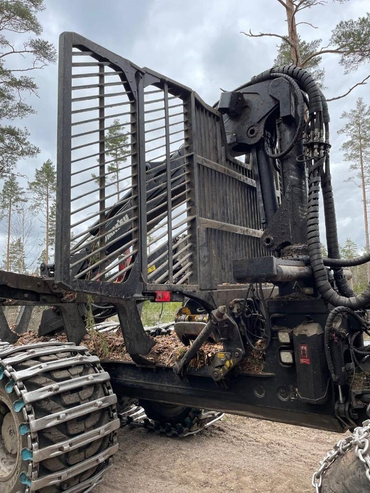 Forwarder Komatsu 895: picture 9 Forwarder Komatsu 895: picture 9