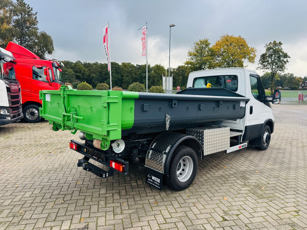 Iveco Daily 70C18H Hyva Abrollkipper - Hook lift truck: picture 3 Iveco Daily 70C18H Hyva Abrollkipper - Hook lift truck: picture 3