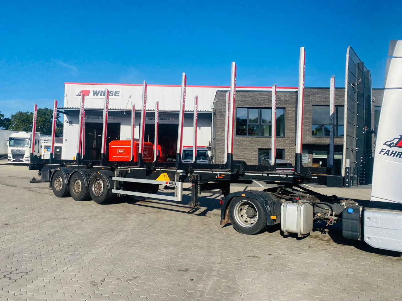 PAVIC Holzauflieger mit Schemel und Rungen - Log semi-trailer: picture 3 PAVIC Holzauflieger mit Schemel und Rungen - Log semi-trailer: picture 3