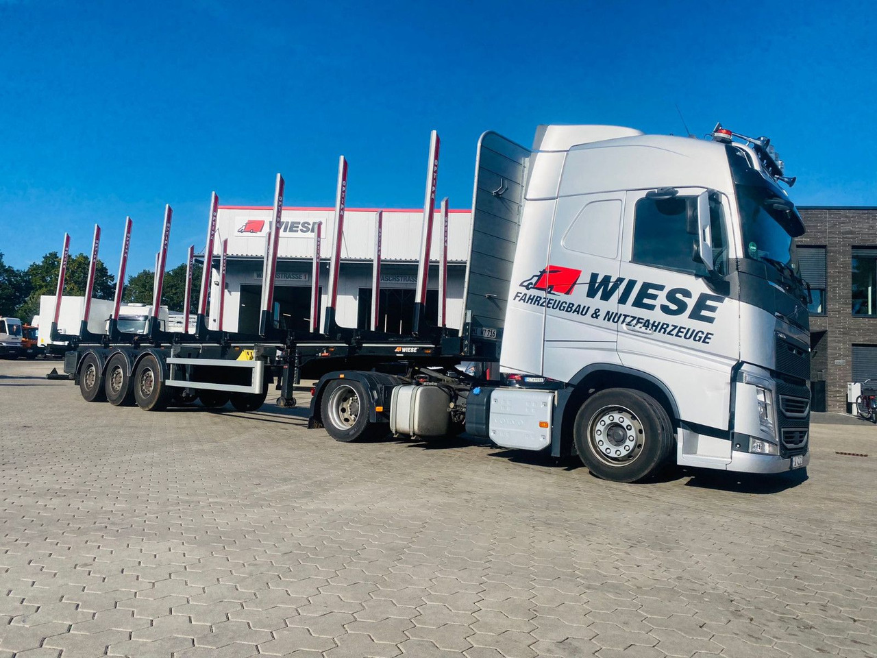 PAVIC Holzauflieger mit Schemel und Rungen - Log semi-trailer: picture 1 PAVIC Holzauflieger mit Schemel und Rungen - Log semi-trailer: picture 1