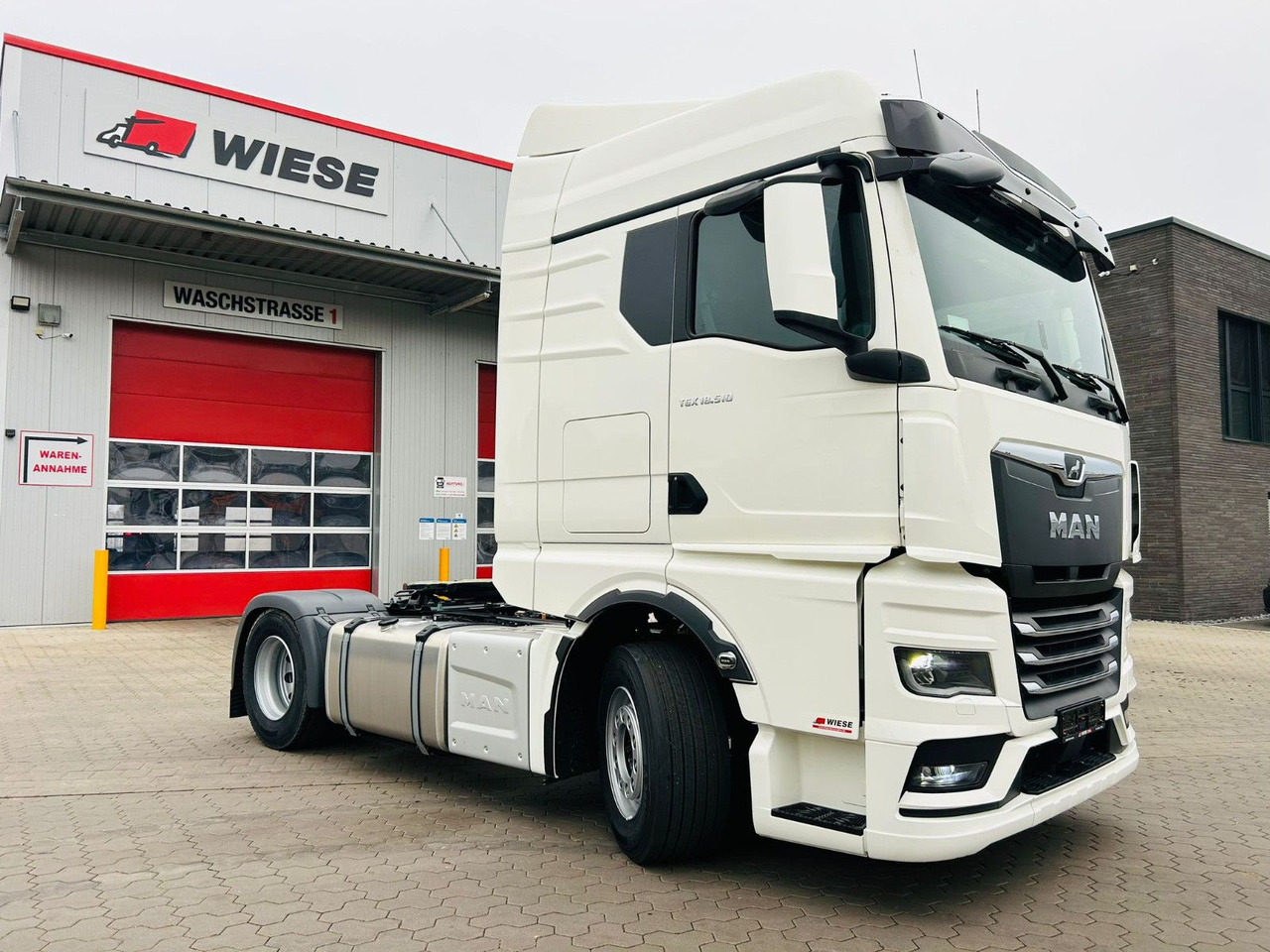 MAN TGX 18.510 4x2 BL 2 Kreis Hydraulik - Tractor truck: picture 2 MAN TGX 18.510 4x2 BL 2 Kreis Hydraulik - Tractor truck: picture 2