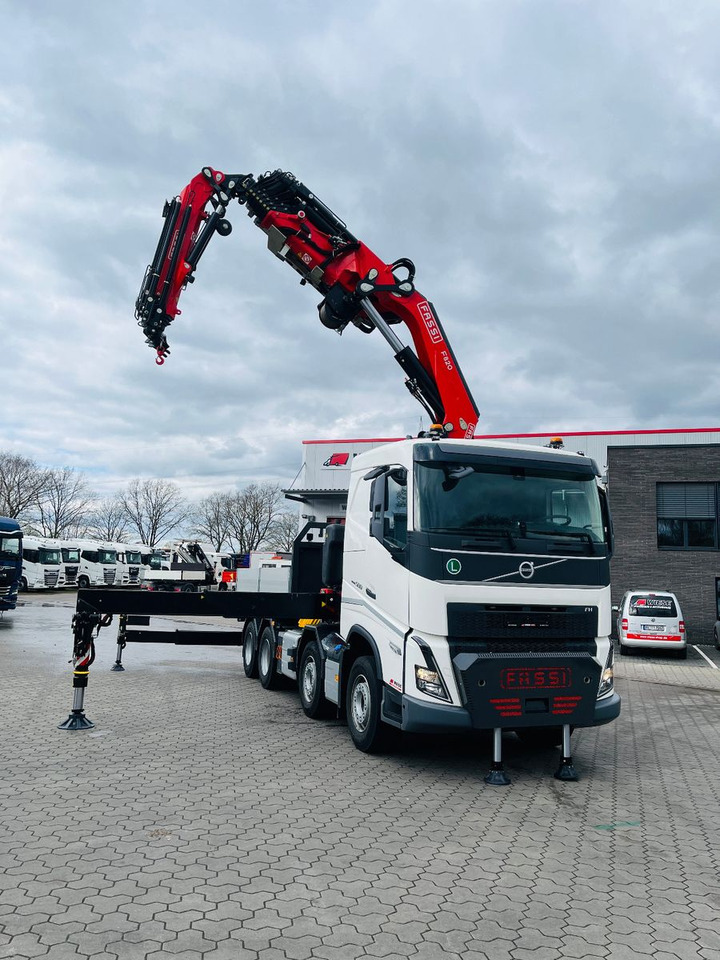 Volvo FH 500 8x4 Kran F820 RA2.27 Jib & Winde Sofort - Crane truck: picture 2 Volvo FH 500 8x4 Kran F820 RA2.27 Jib & Winde Sofort - Crane truck: picture 2