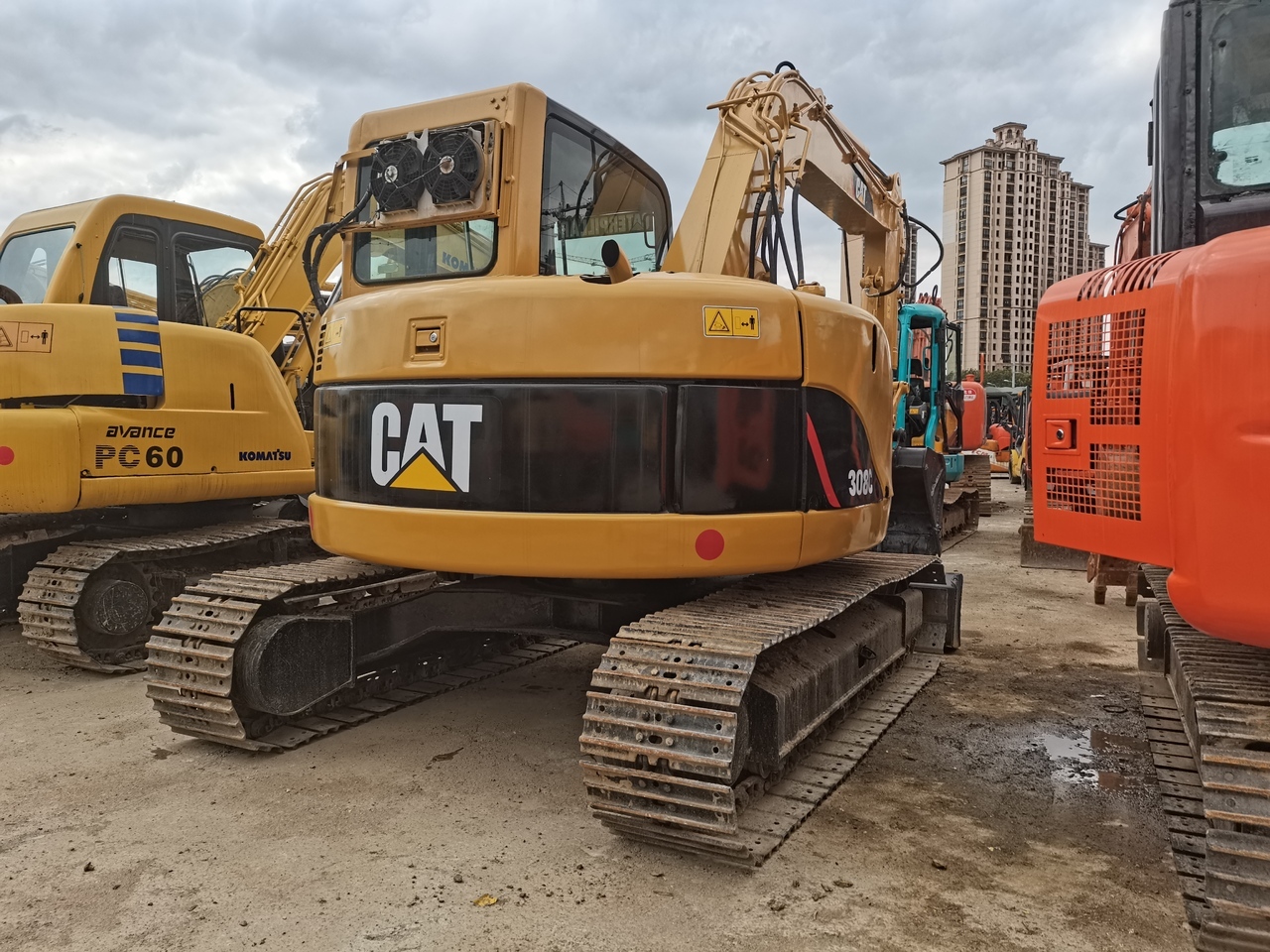 CATERPILLAR 308C - Mini excavator: picture 2 CATERPILLAR 308C - Mini excavator: picture 2