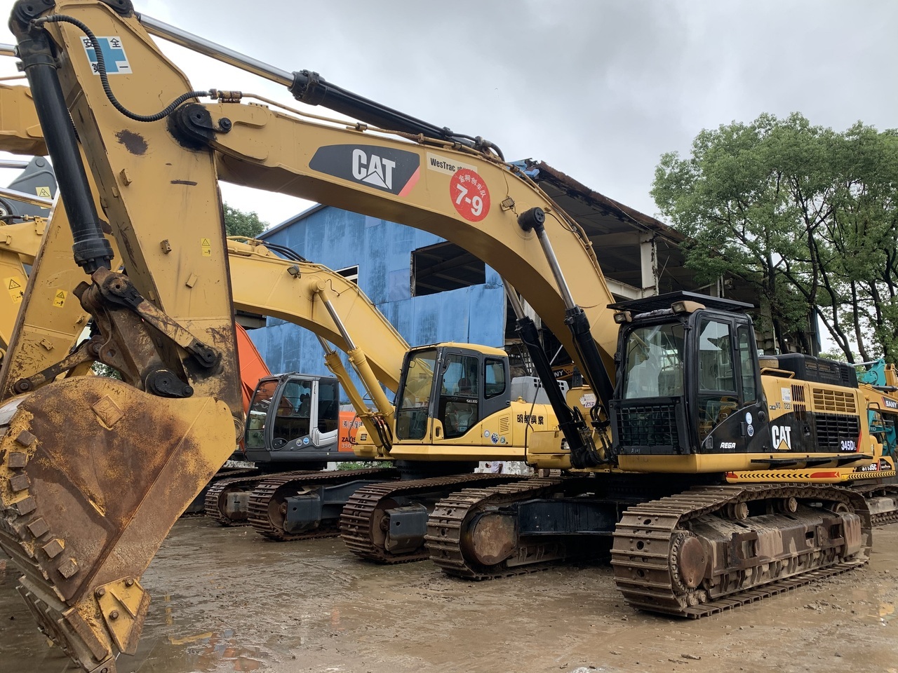 CATERPILLAR 345DL - Crawler excavator: picture 1 CATERPILLAR 345DL - Crawler excavator: picture 1