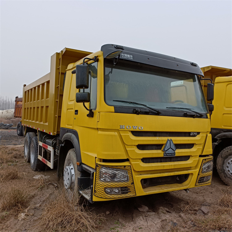 Tipper HOWO HOWO 6x4-375 Tipper-Yellow: picture 10 Tipper HOWO HOWO 6x4-375 Tipper-Yellow: picture 10