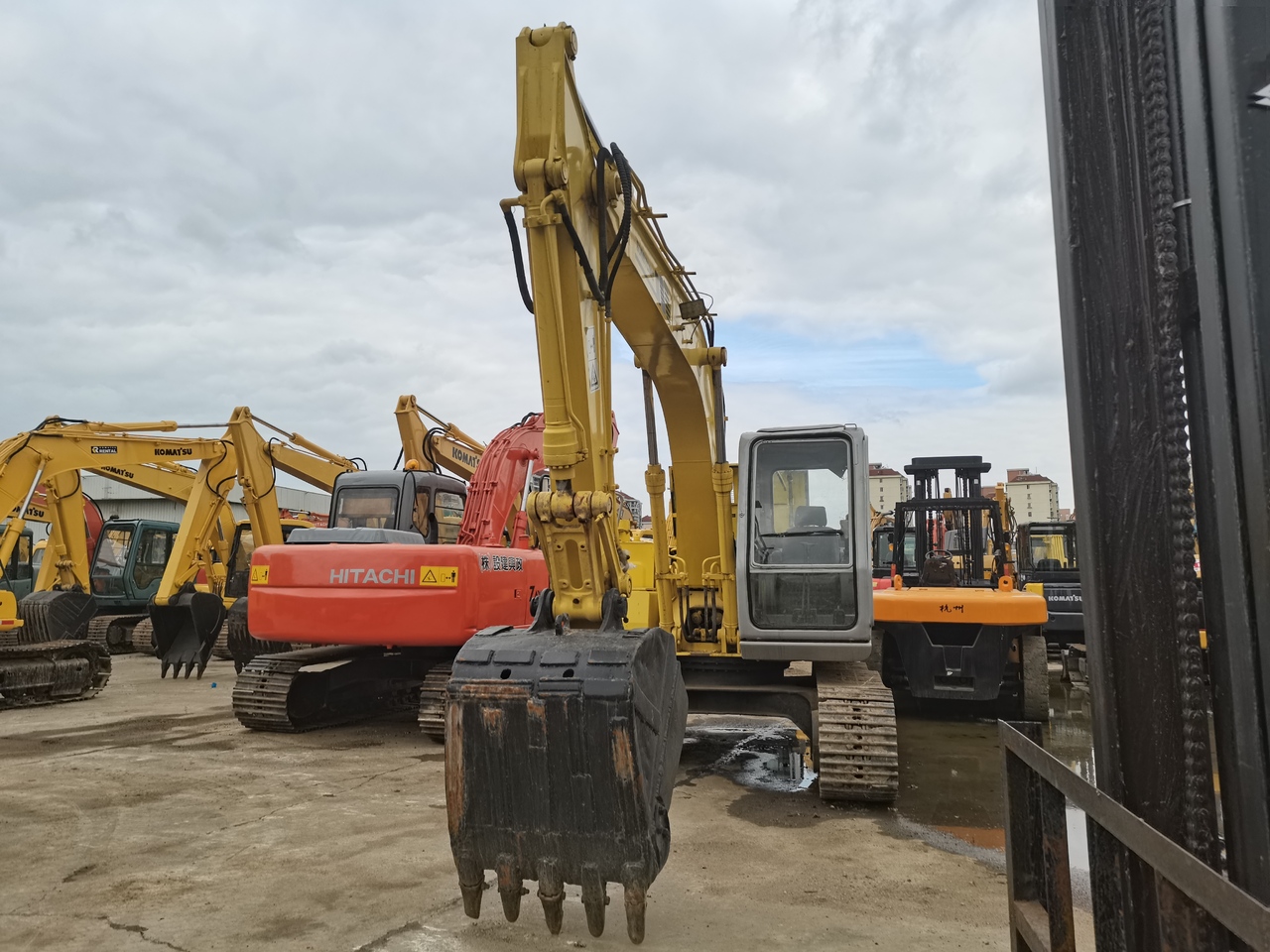 Sumitomo SH120 - Crawler excavator: picture 3 Sumitomo SH120 - Crawler excavator: picture 3